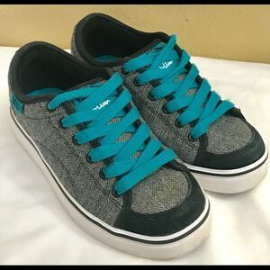 Vans Off the Wall Wool Blk/Whi Teal Laces WMS SZ 5